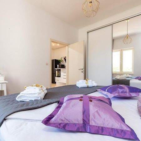Luxa 5 Min Old Town, 10 Min Airport Appartement Trogir Buitenkant foto